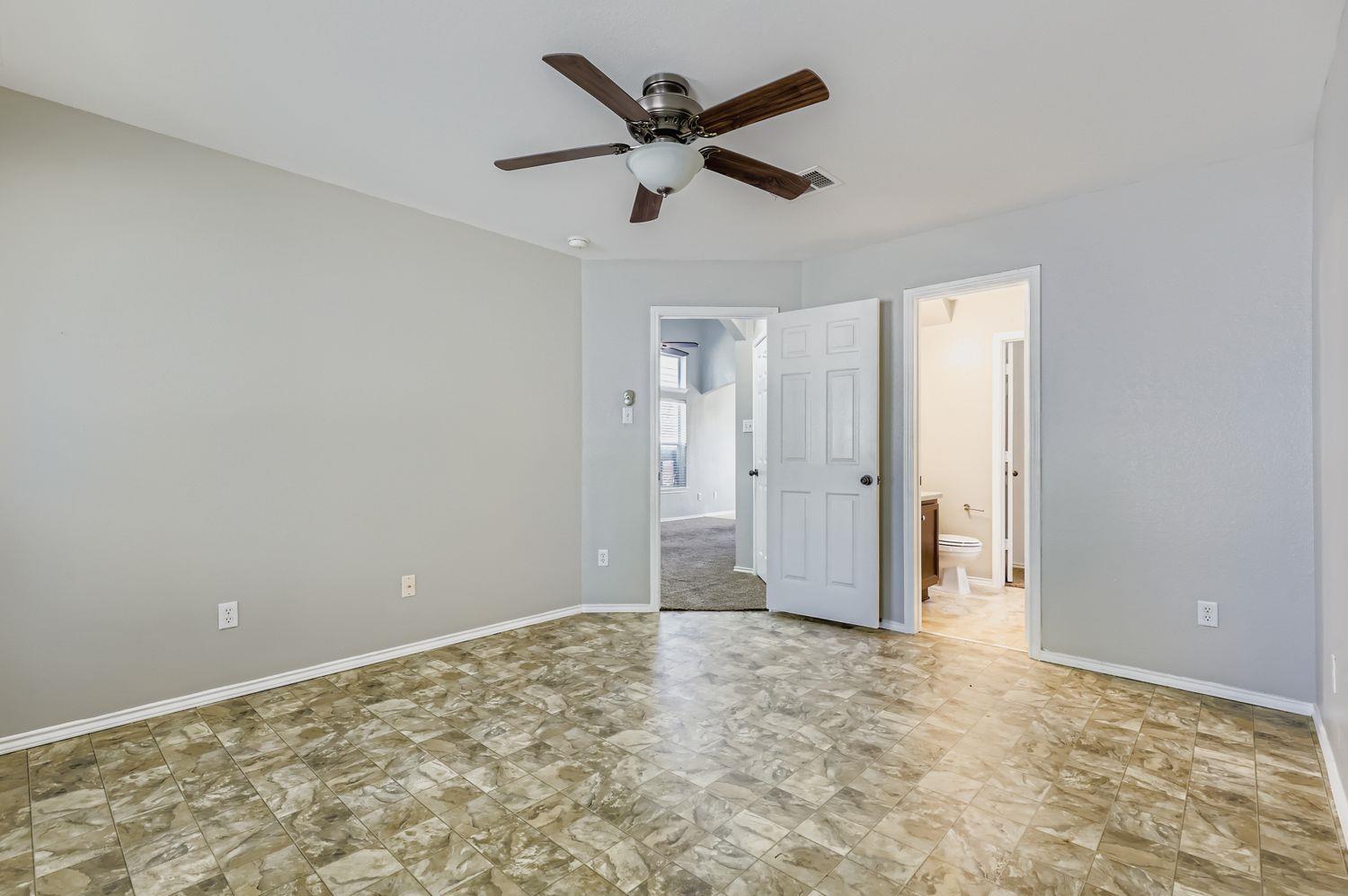 1705 Lost Maples Loop Property Photo 13