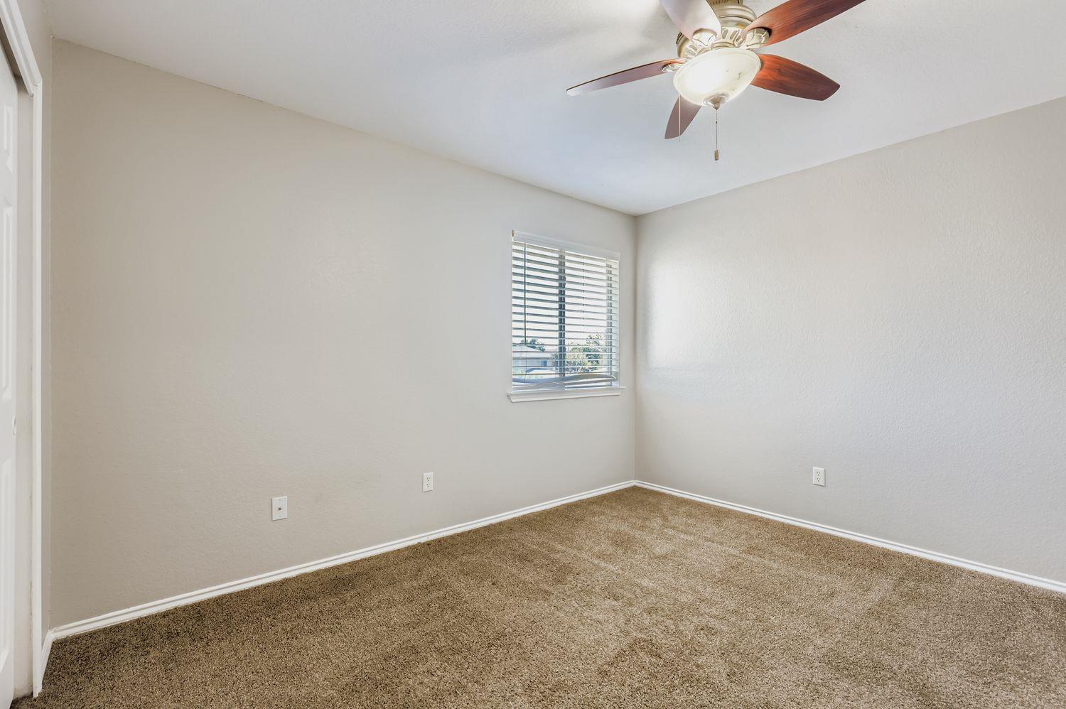 1705 Lost Maples Loop Property Photo 24