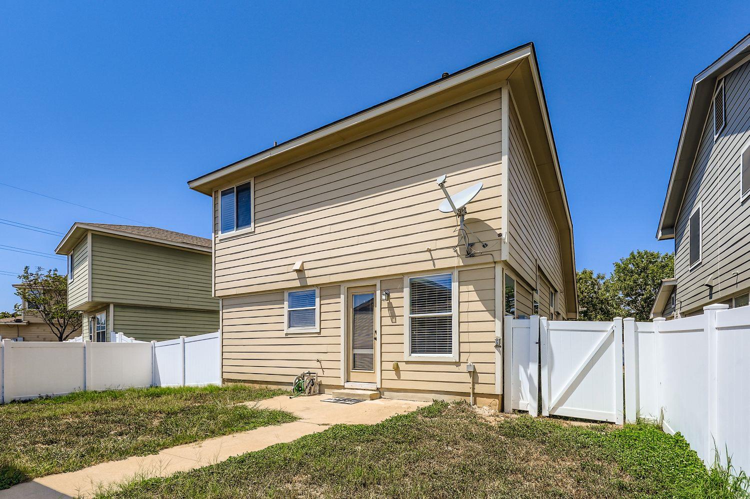 1705 Lost Maples Loop Property Photo 27