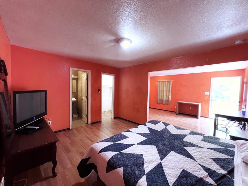 1010 Root Ave Property Photo 9