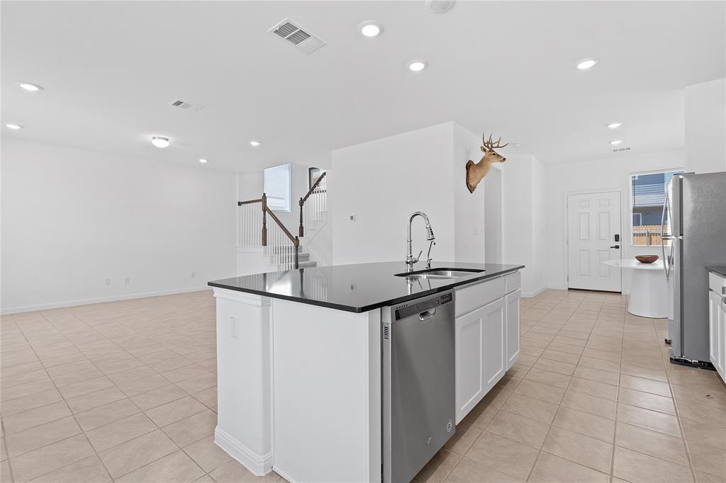 2513 Acoma Ln Property Photo 13