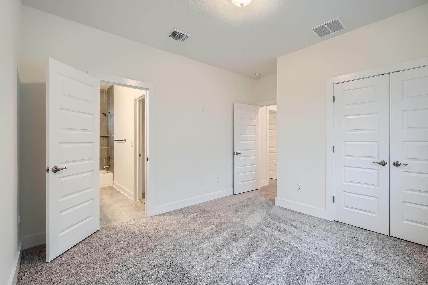 6302 Cowman Way Property Photo 17