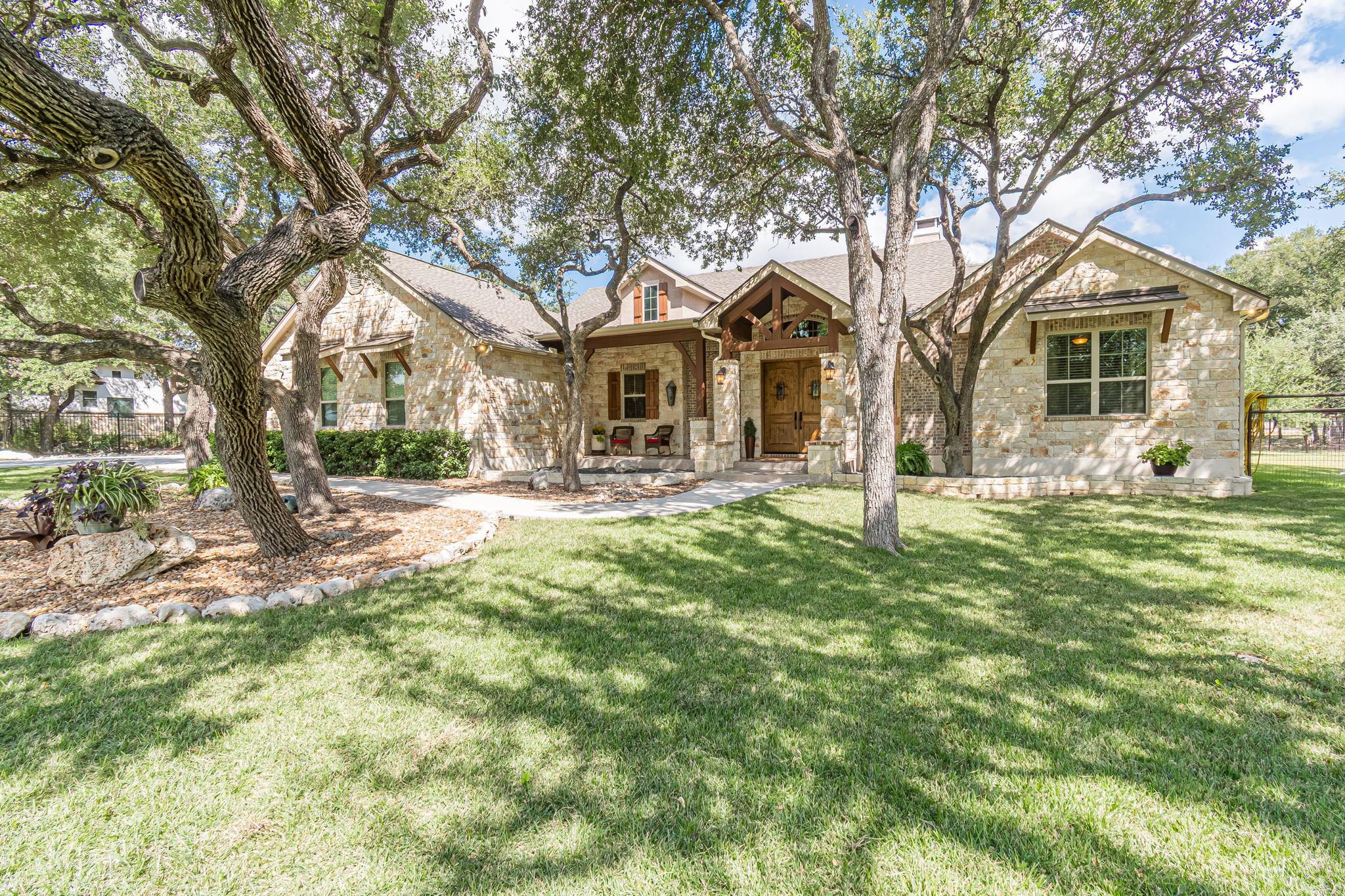 715 Long Rdg Property Photo 1