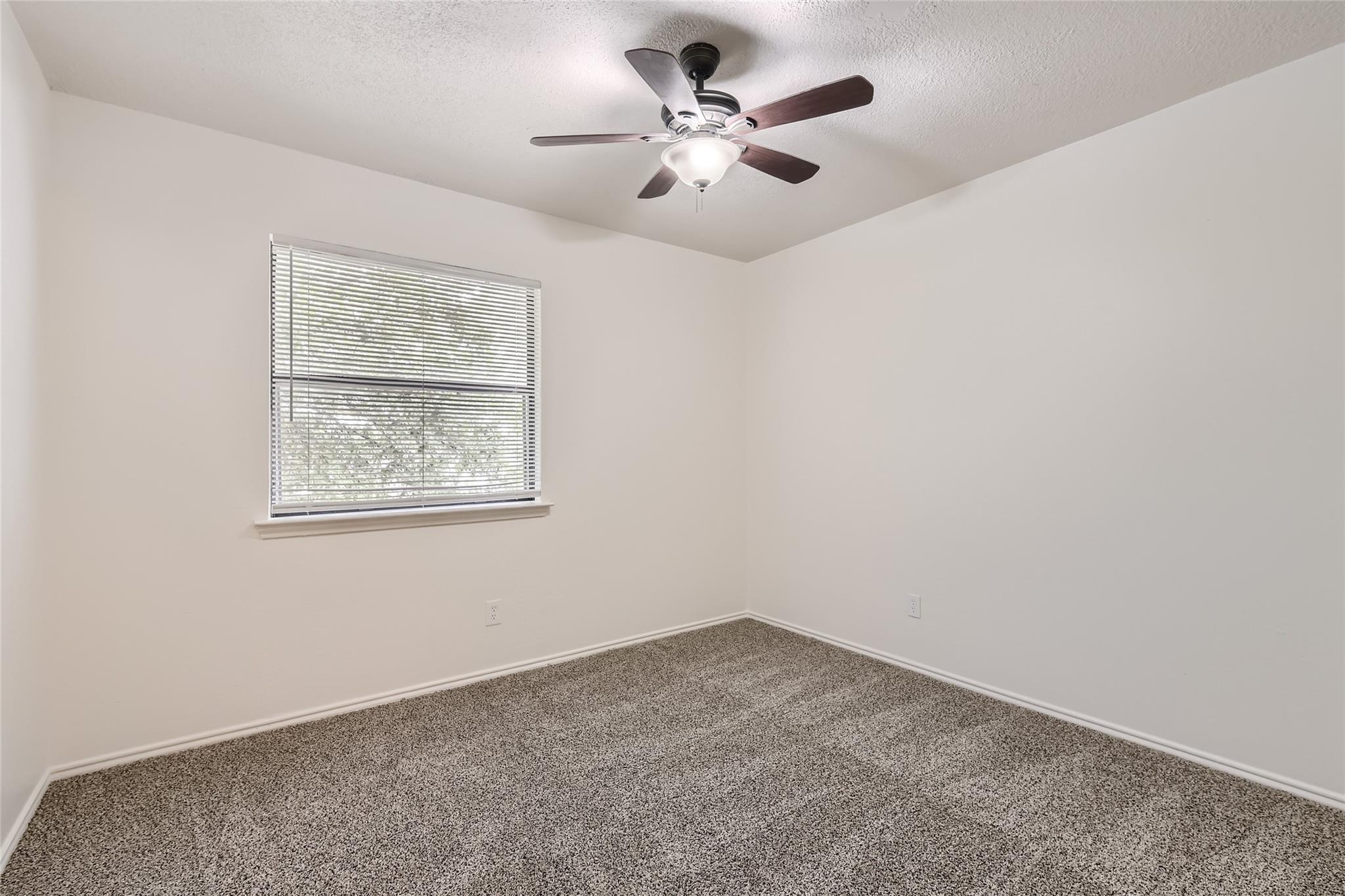5616 Emerald Forest Dr #121 Property Photo 13