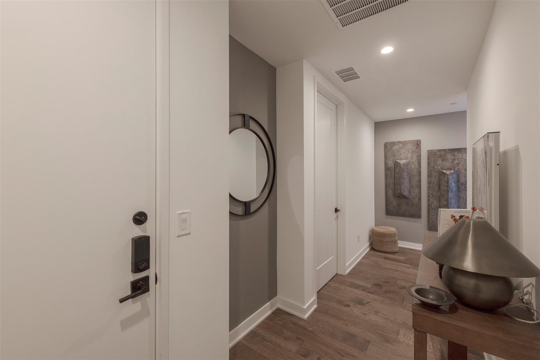 84 E East Ave 2301 Property Photo 18