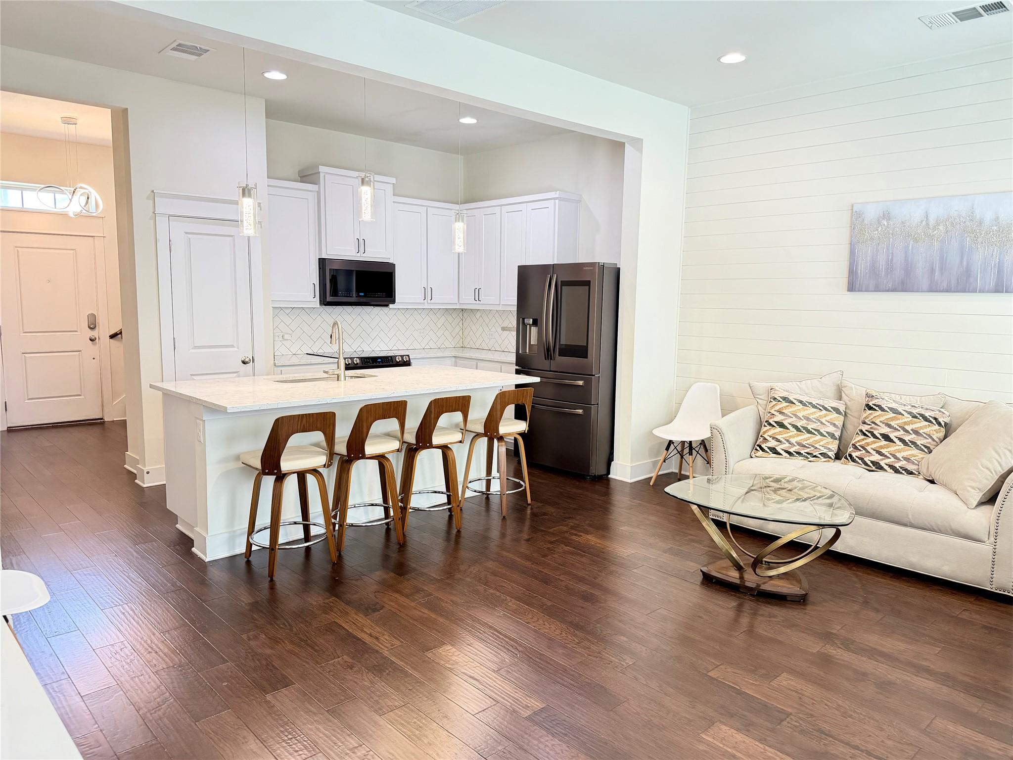 13501 Metric Blvd #45 Property Photo 5