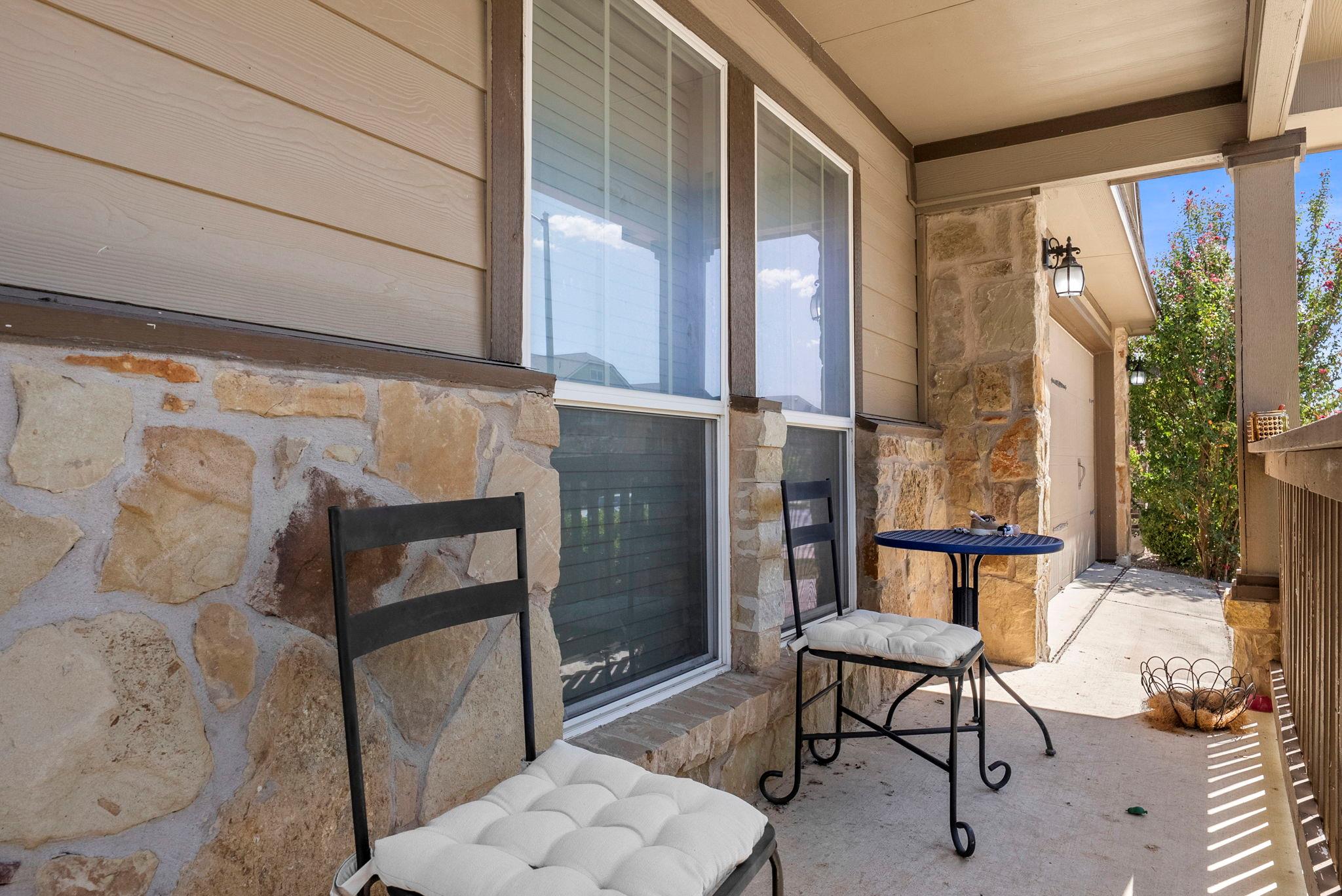 18329 Cumberland Gap St Property Photo 4