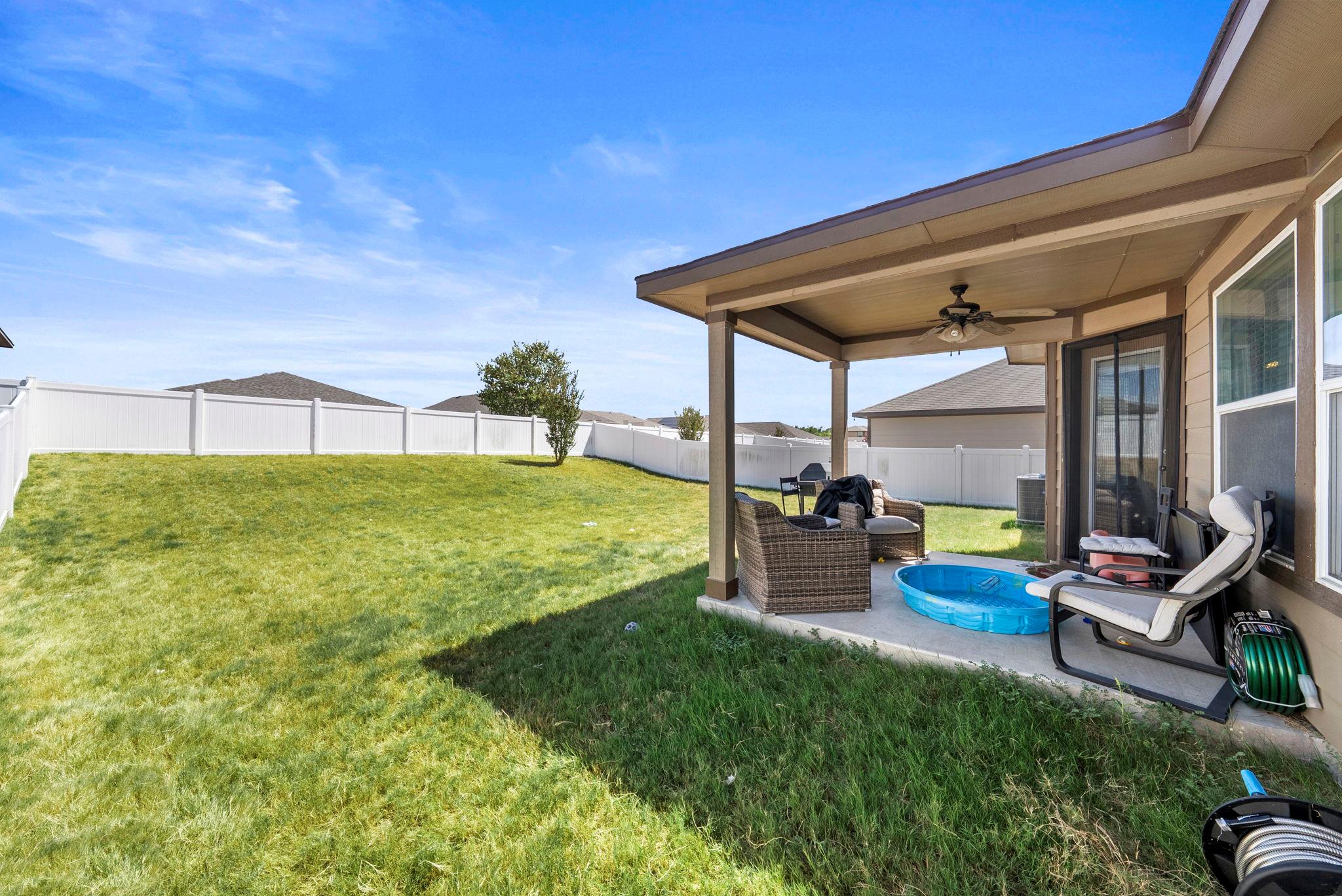 18329 Cumberland Gap St Property Photo 22