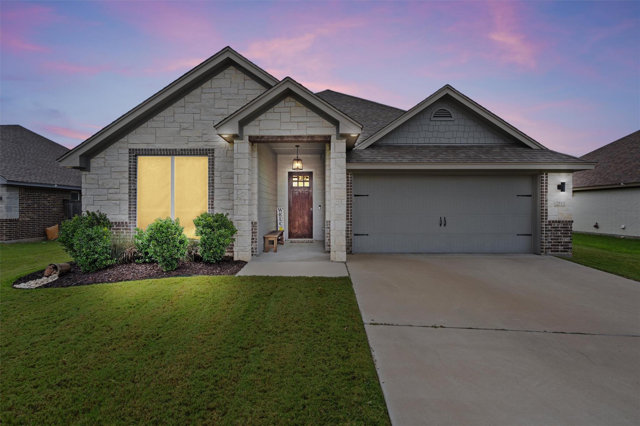 2513 Turtle Dove Dr Property Photo 1
