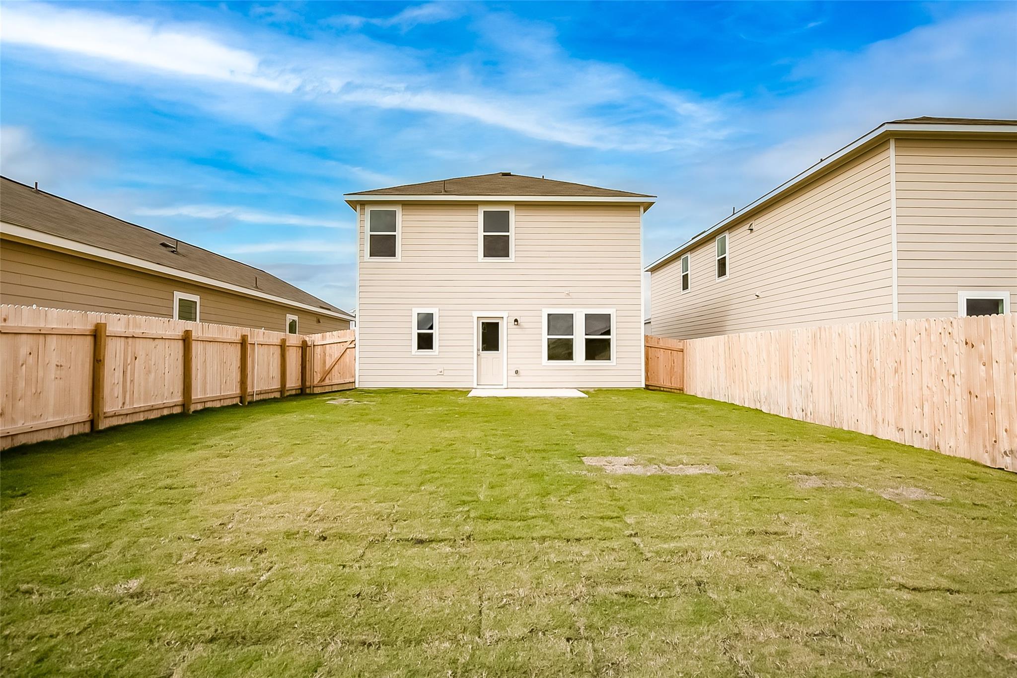 110 Blackbear Dr Property Photo 24