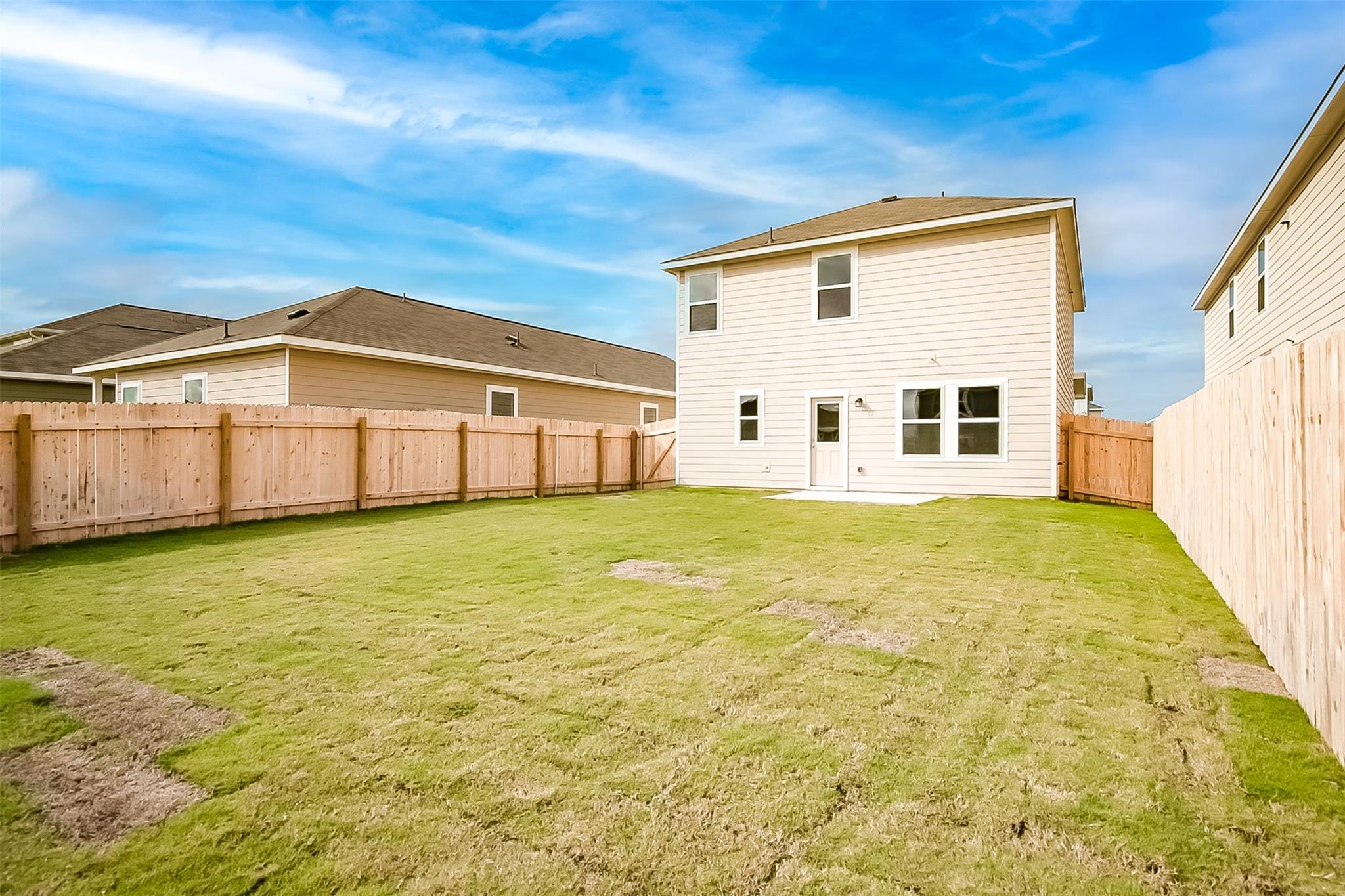 110 Blackbear Dr Property Photo 26
