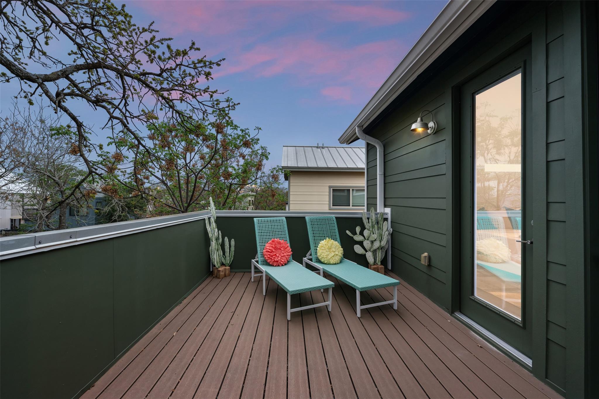 1310 Cedar Ave Property Photo 4