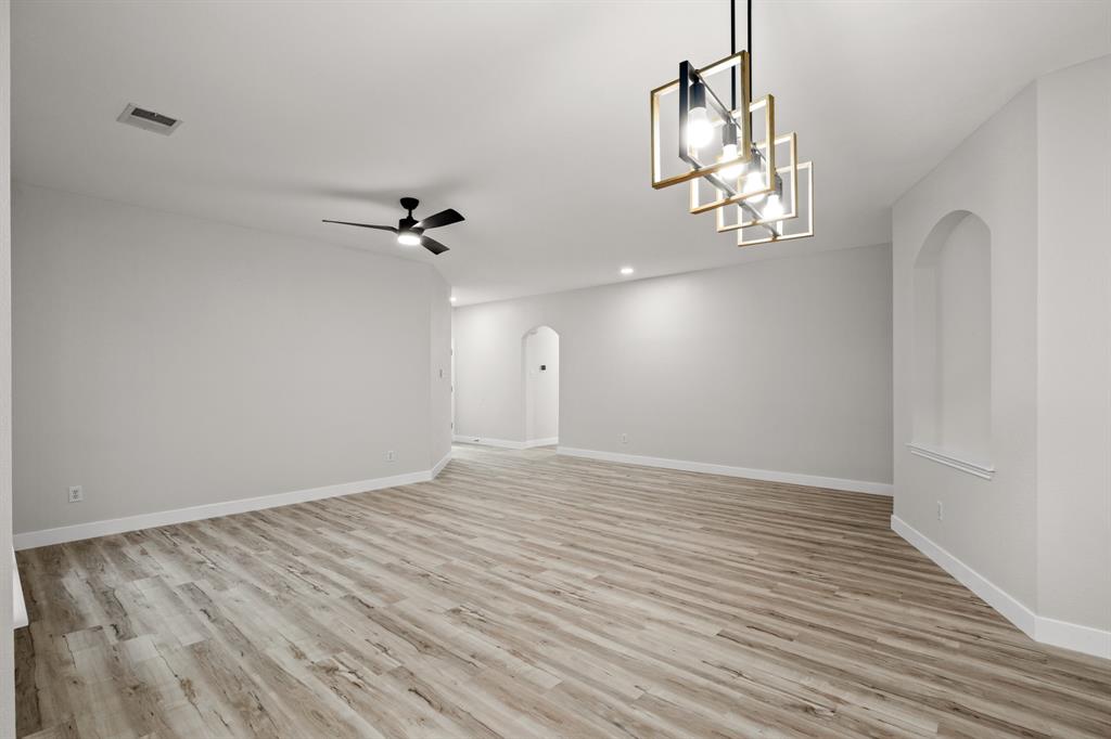 2931 Flower Hill Dr Property Photo 7