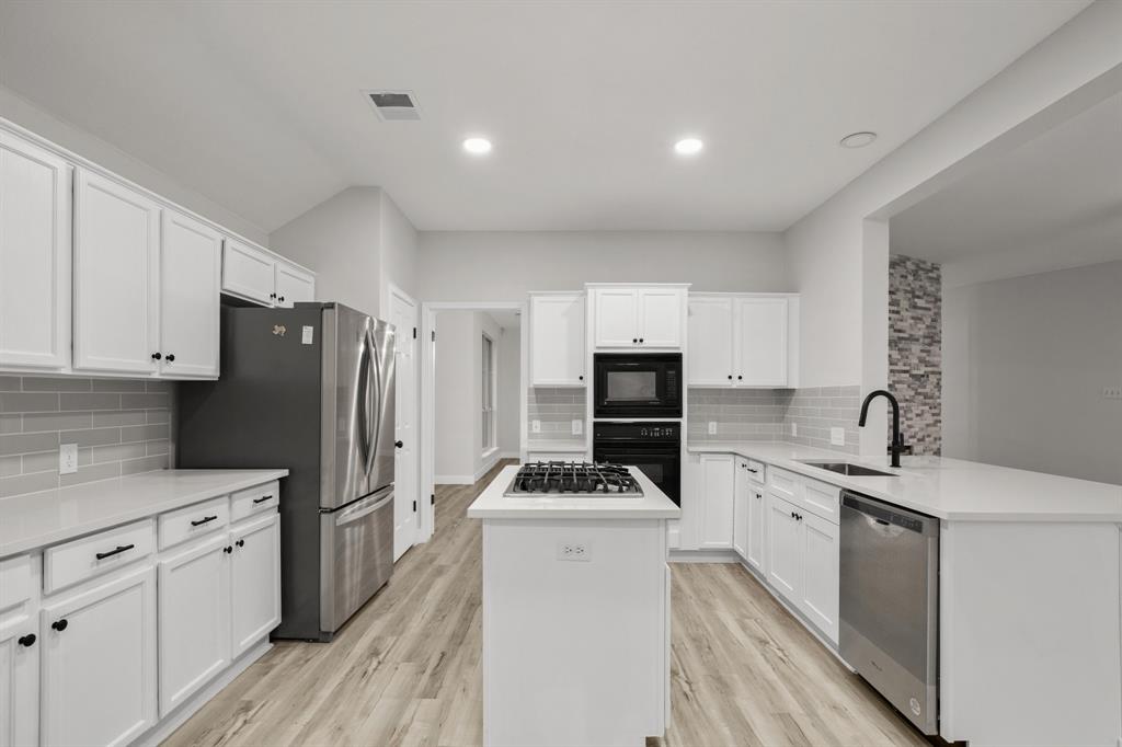 2931 Flower Hill Dr Property Photo 11