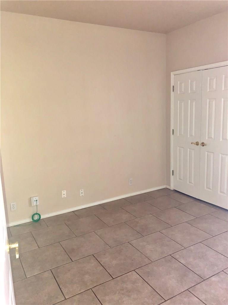 2848 Southampton Way #a Property Photo 3