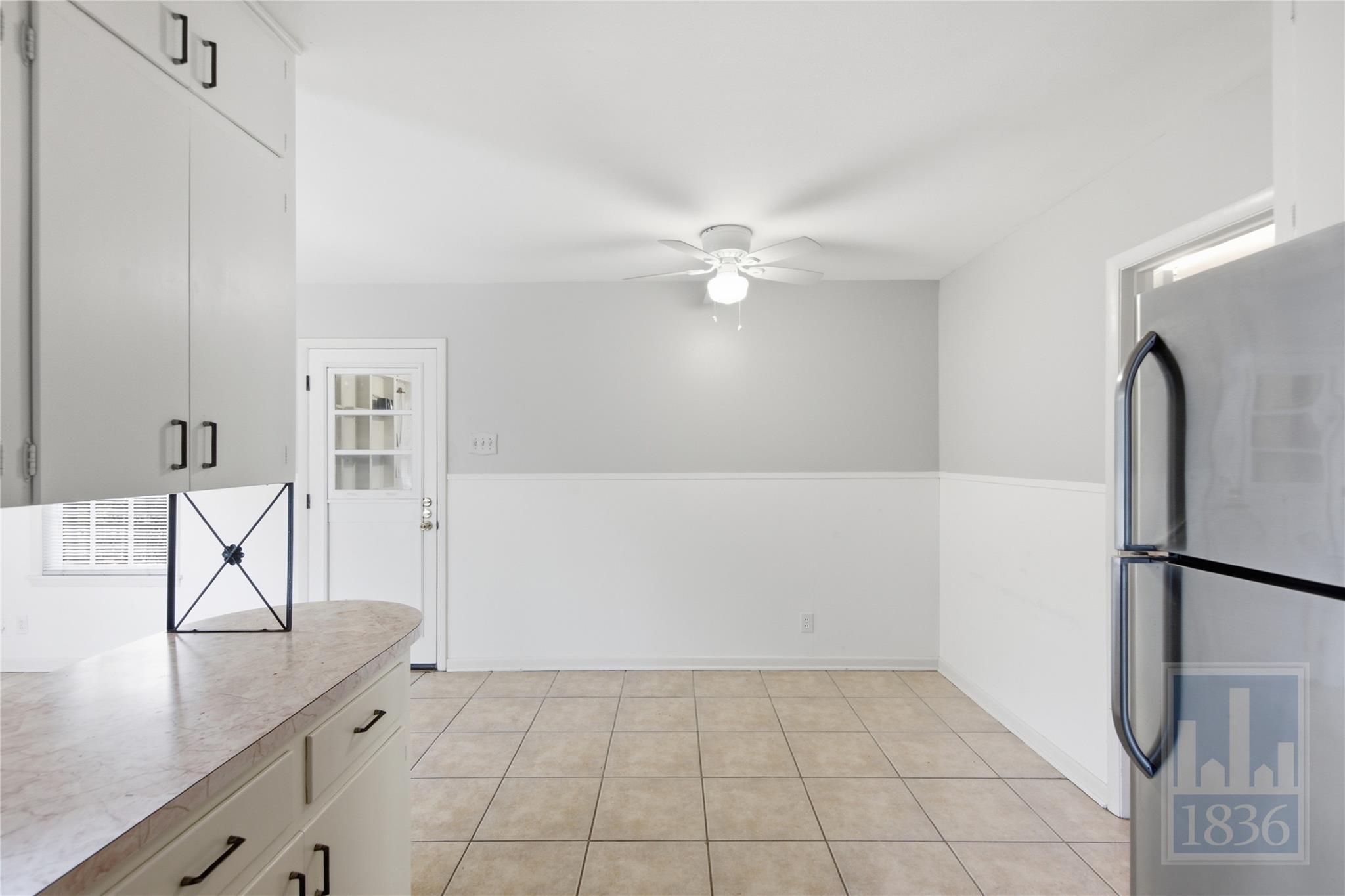 7604 Delafield Ln Property Photo 6