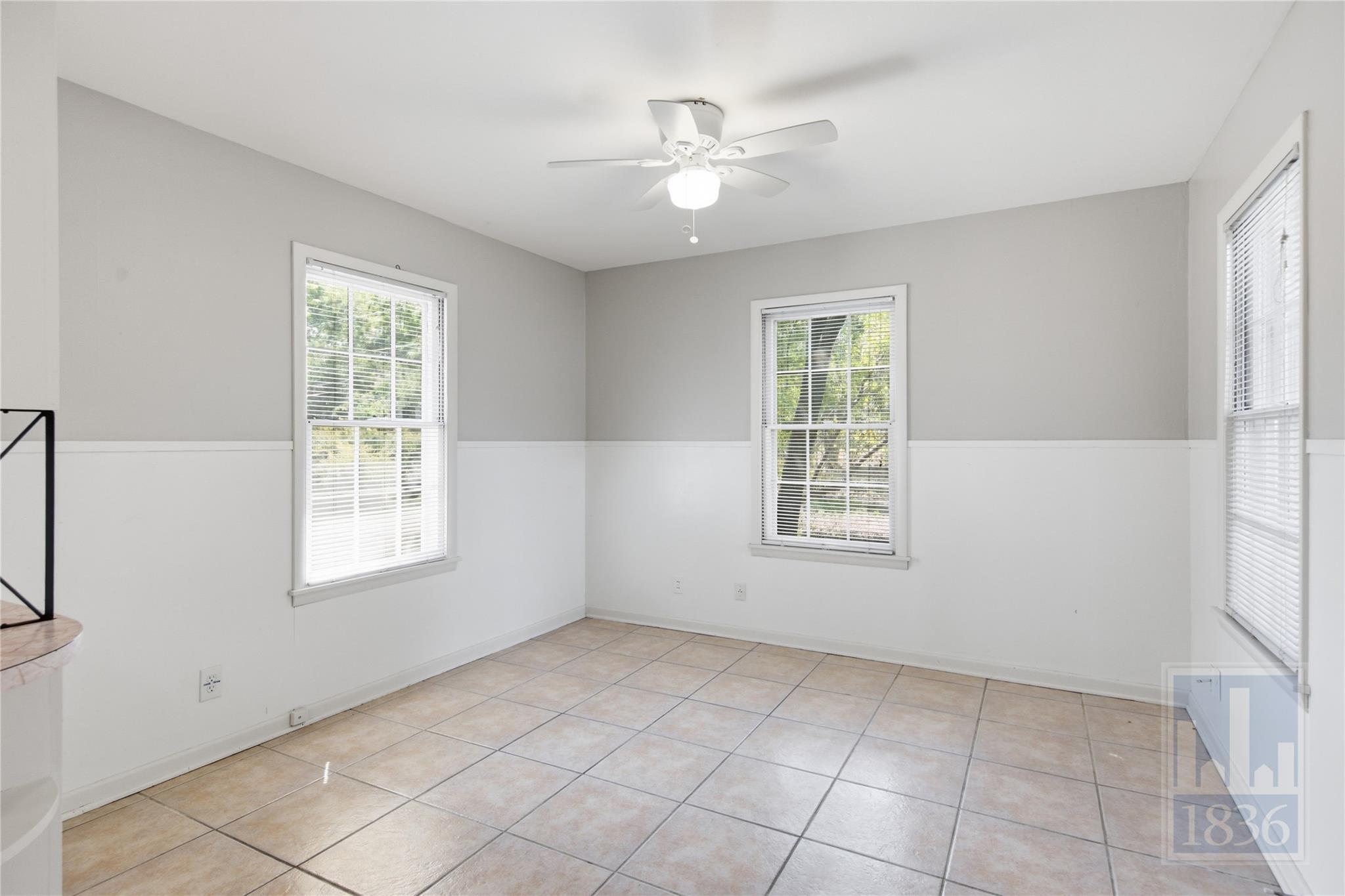 7604 Delafield Ln Property Photo 8