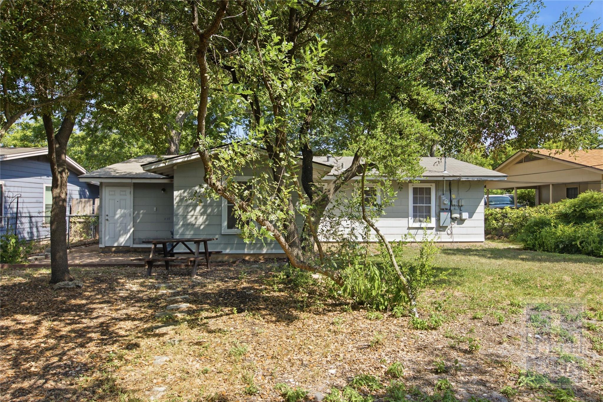 7604 Delafield Ln Property Photo 25