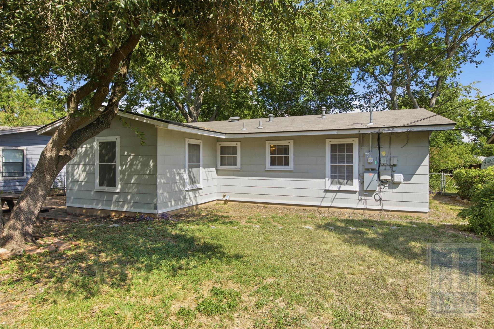 7604 Delafield Ln Property Photo 26