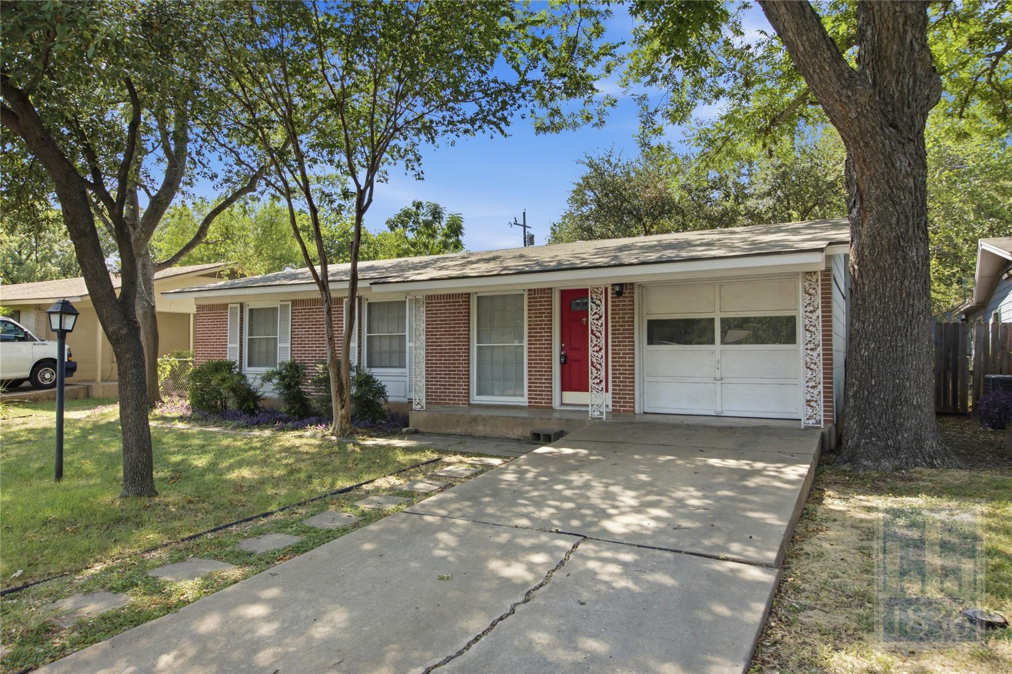 7604 Delafield Ln Property Photo 28