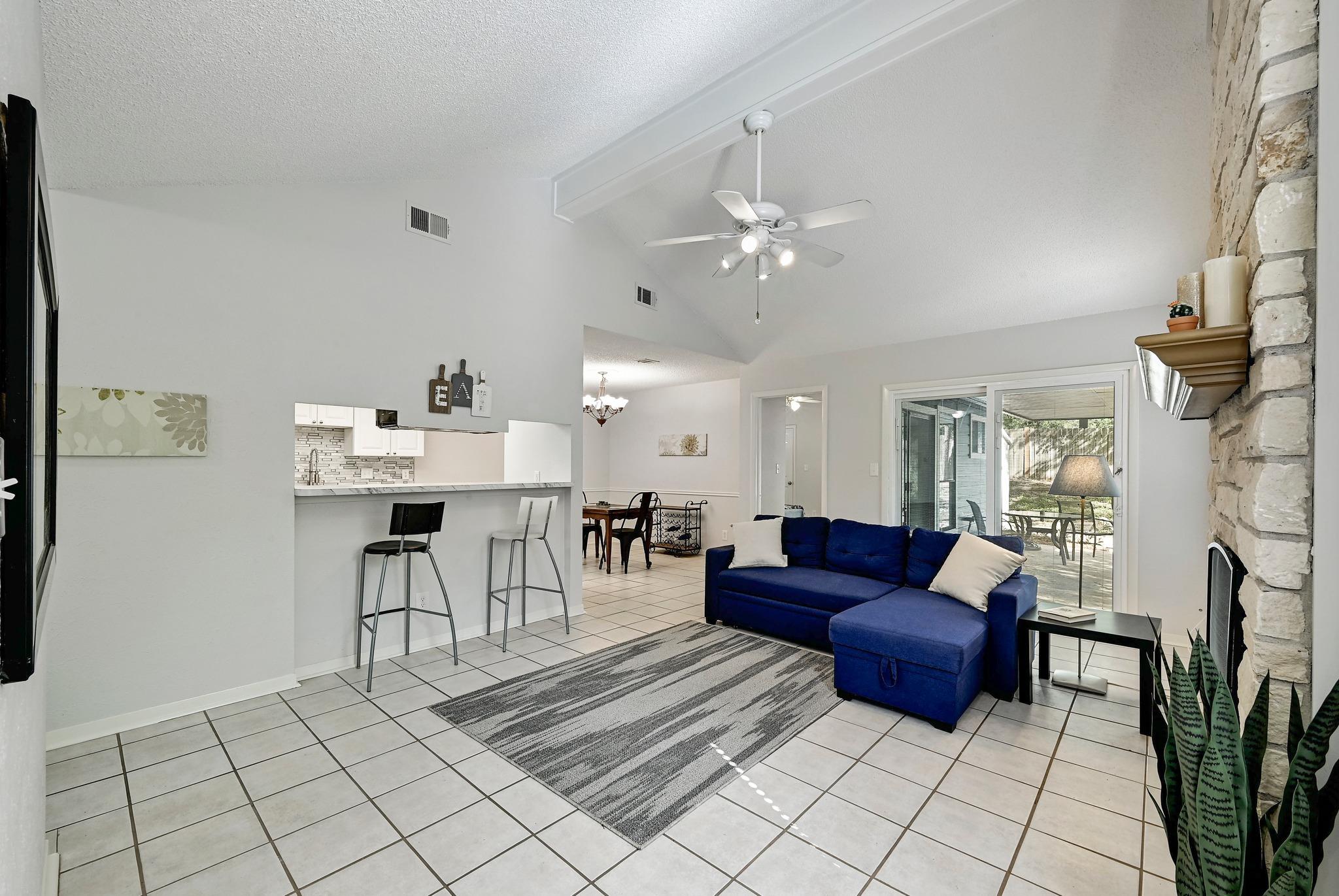 275 Mooring Cir #B Property Photo 1