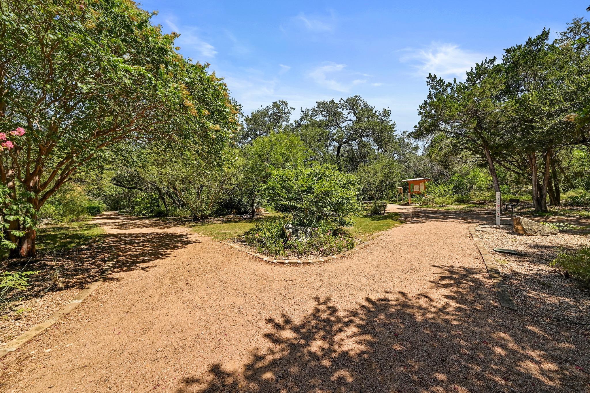 275 Mooring Cir #b Property Photo 29