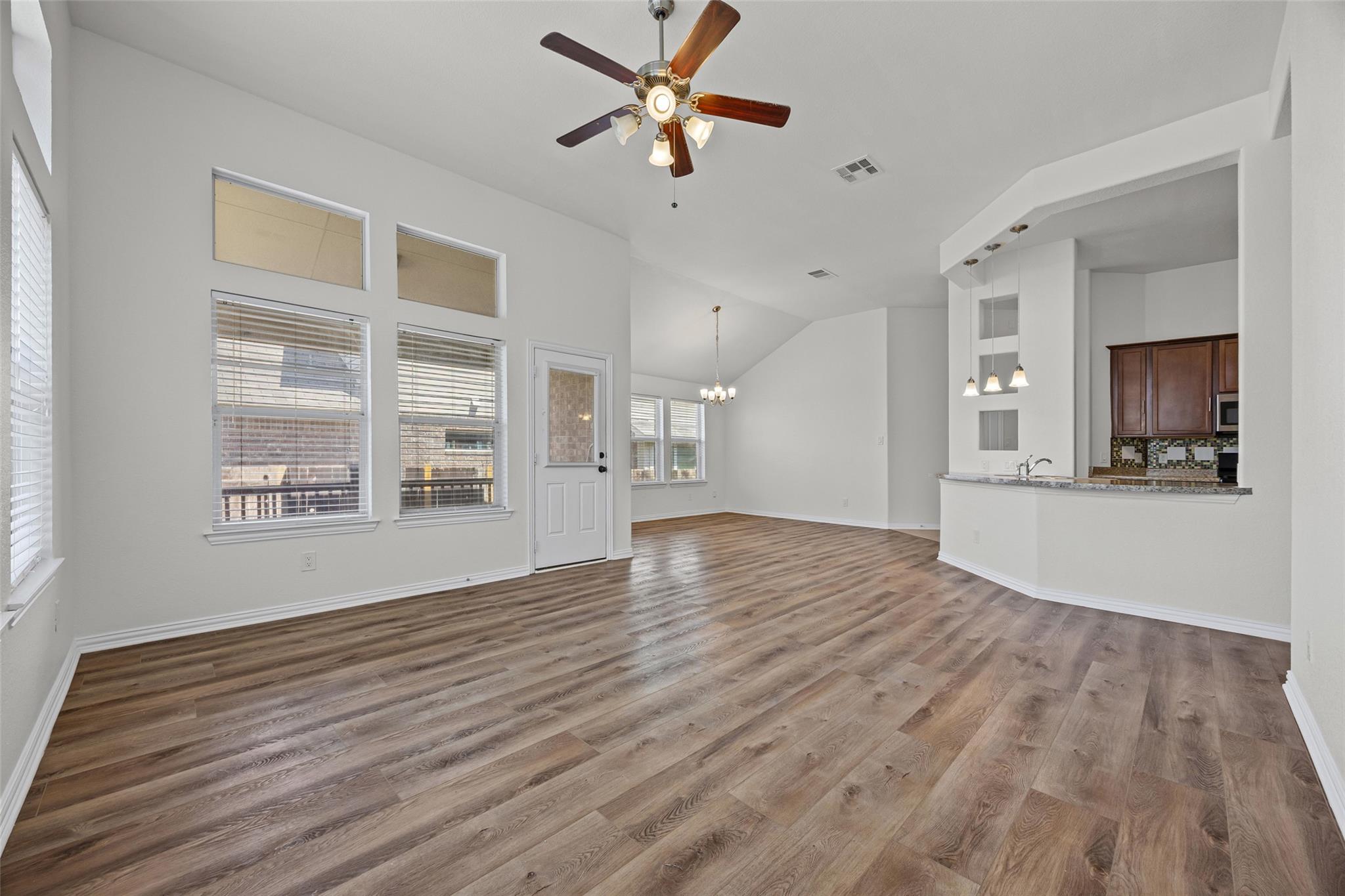229 Wicker Park Way Property Photo 15