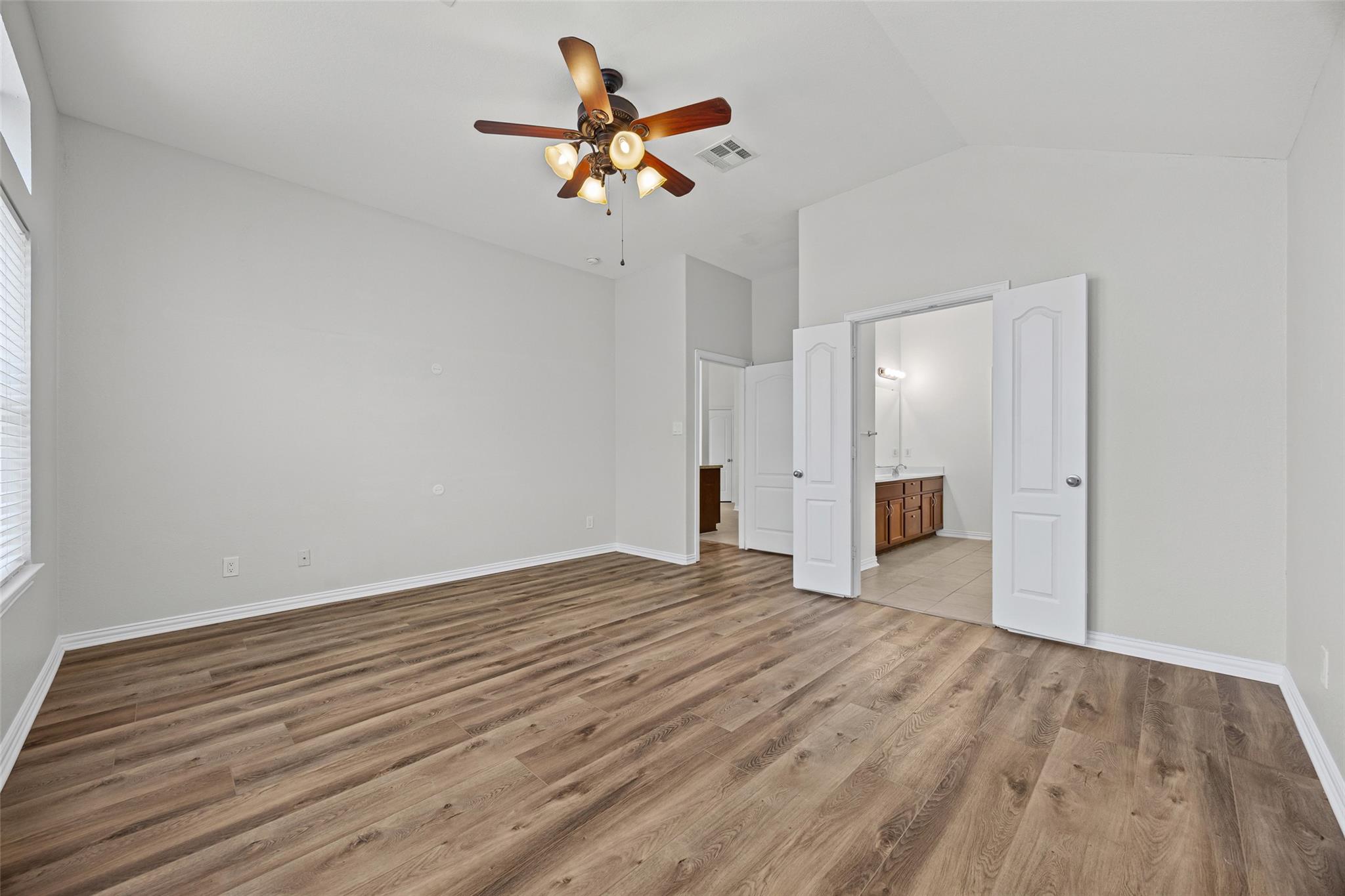 229 Wicker Park Way Property Photo 17