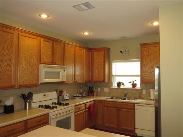 1024 Peyton Pl Property Photo 4