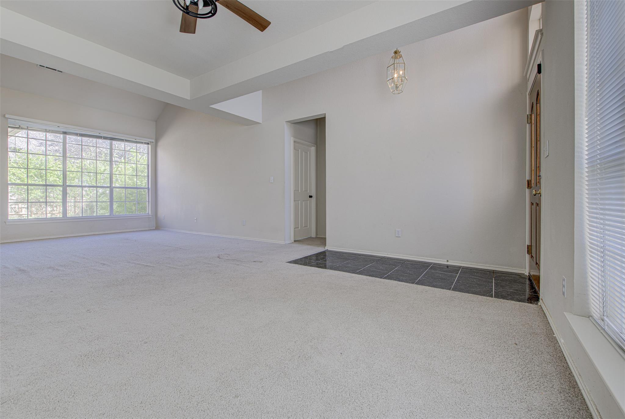 30011 Oakland Hills Dr Property Photo 4