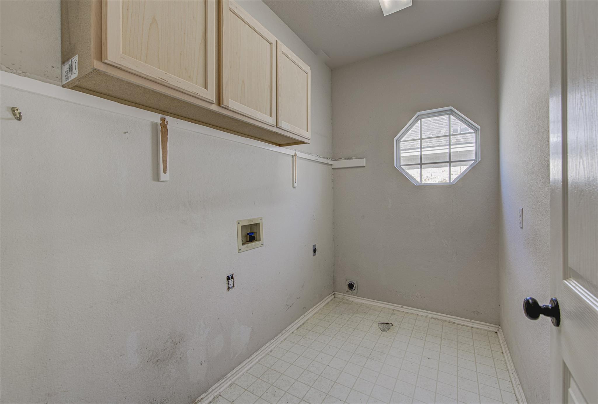 30011 Oakland Hills Dr Property Photo 17