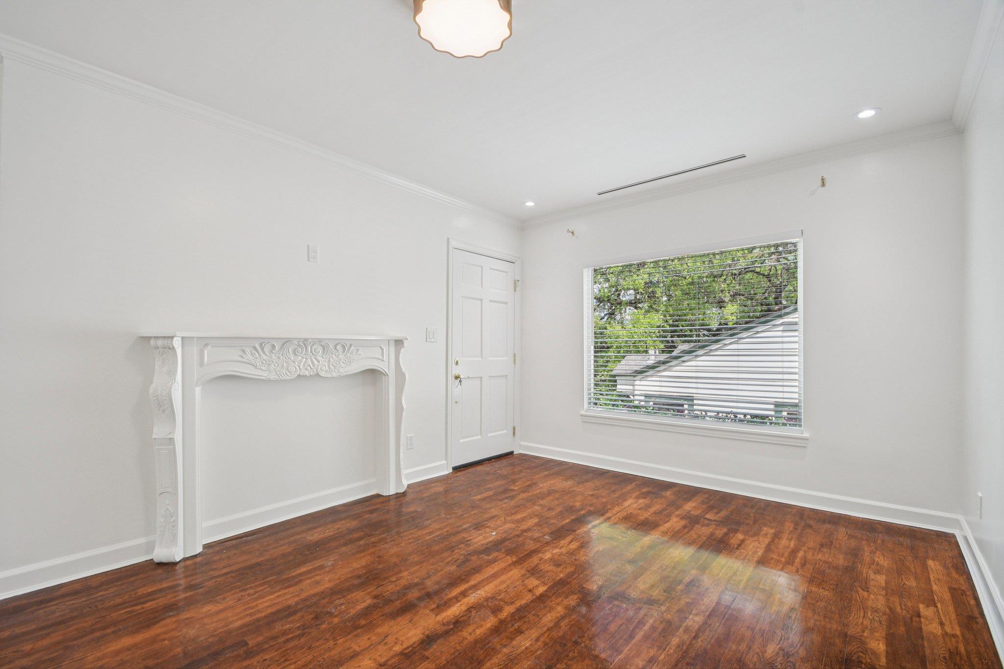 1205 Alta Vista Ave #b Property Photo 4