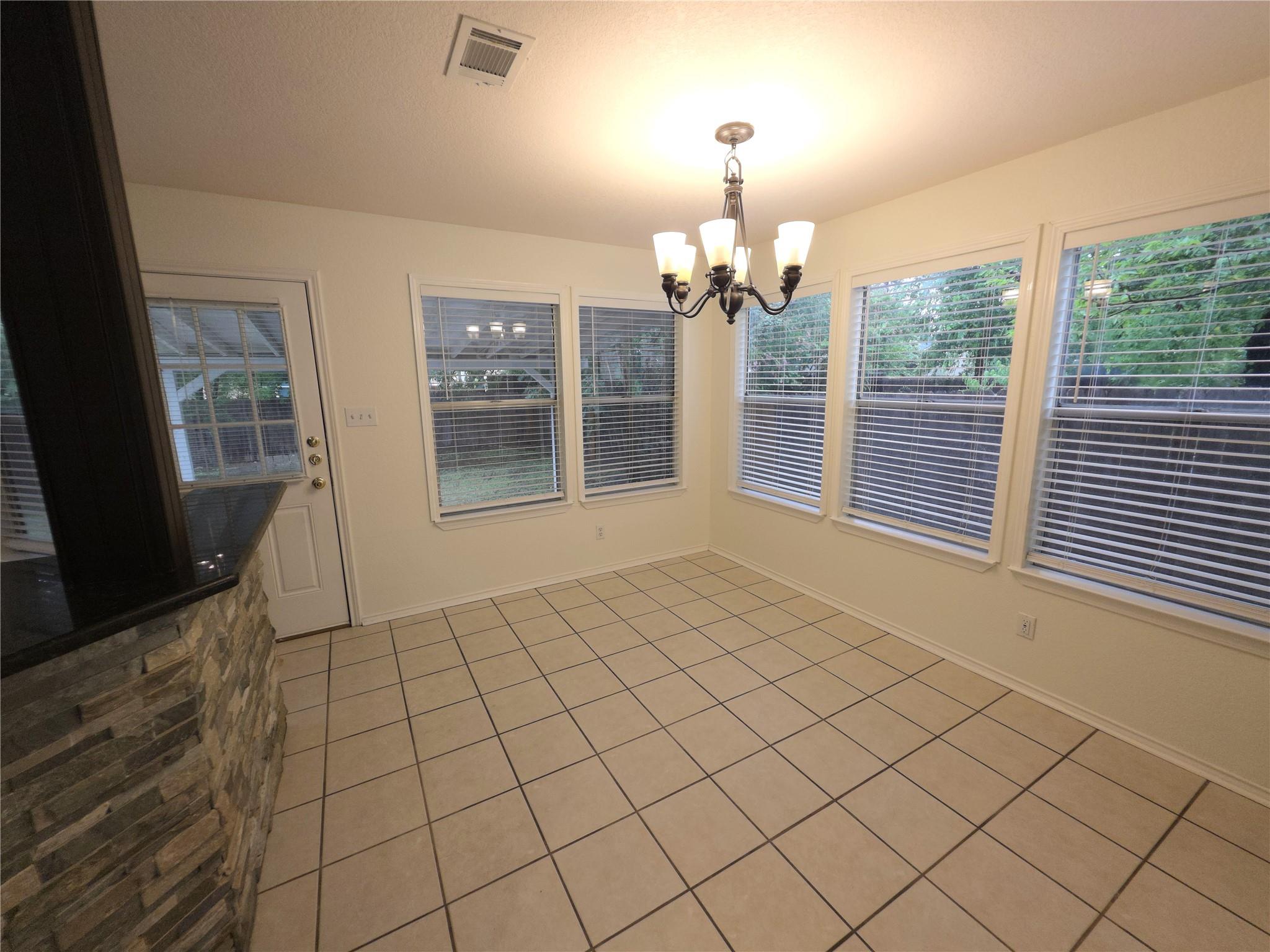 1600 Hollow Tree Blvd Property Photo 11