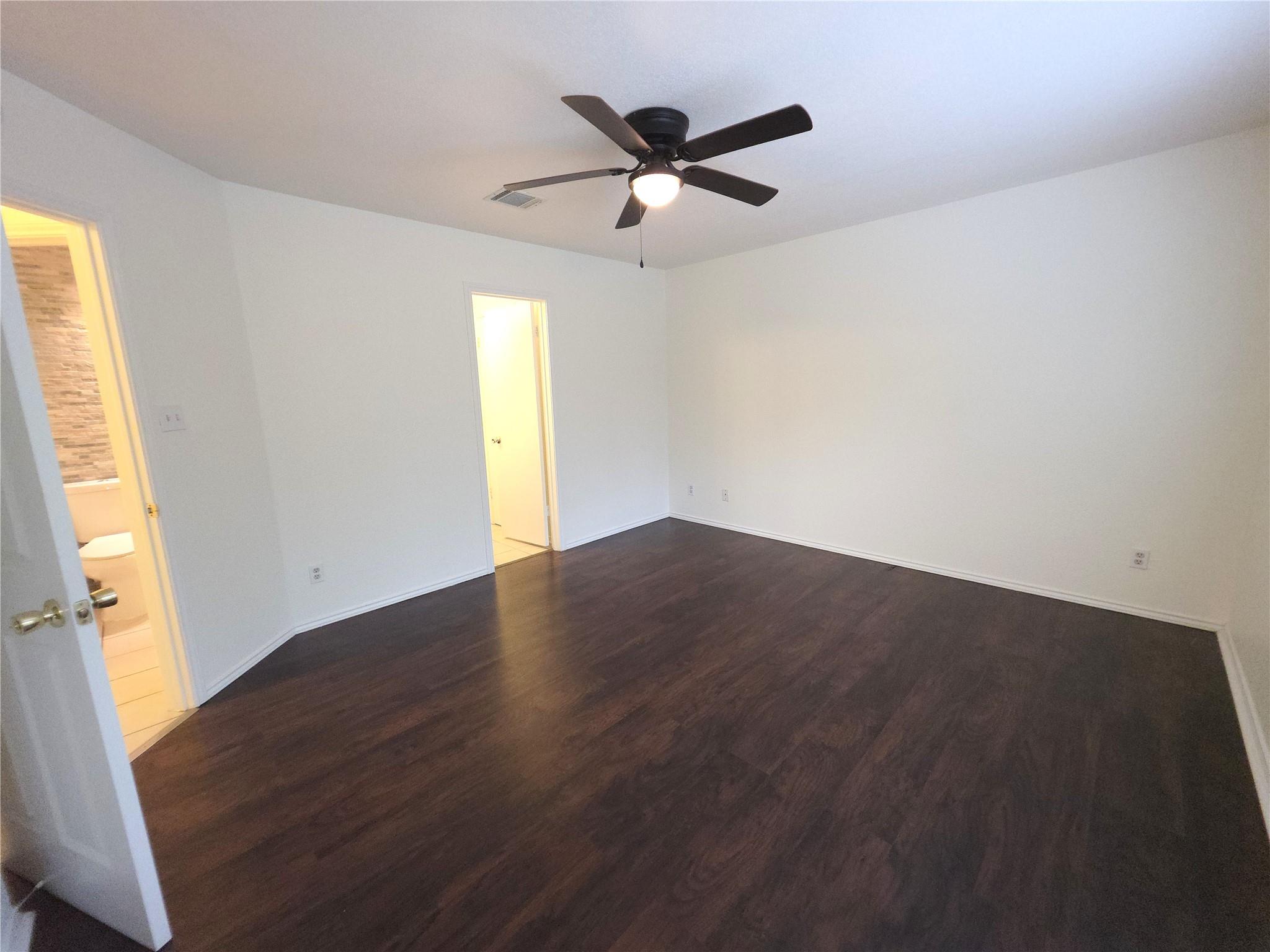 1600 Hollow Tree Blvd Property Photo 14