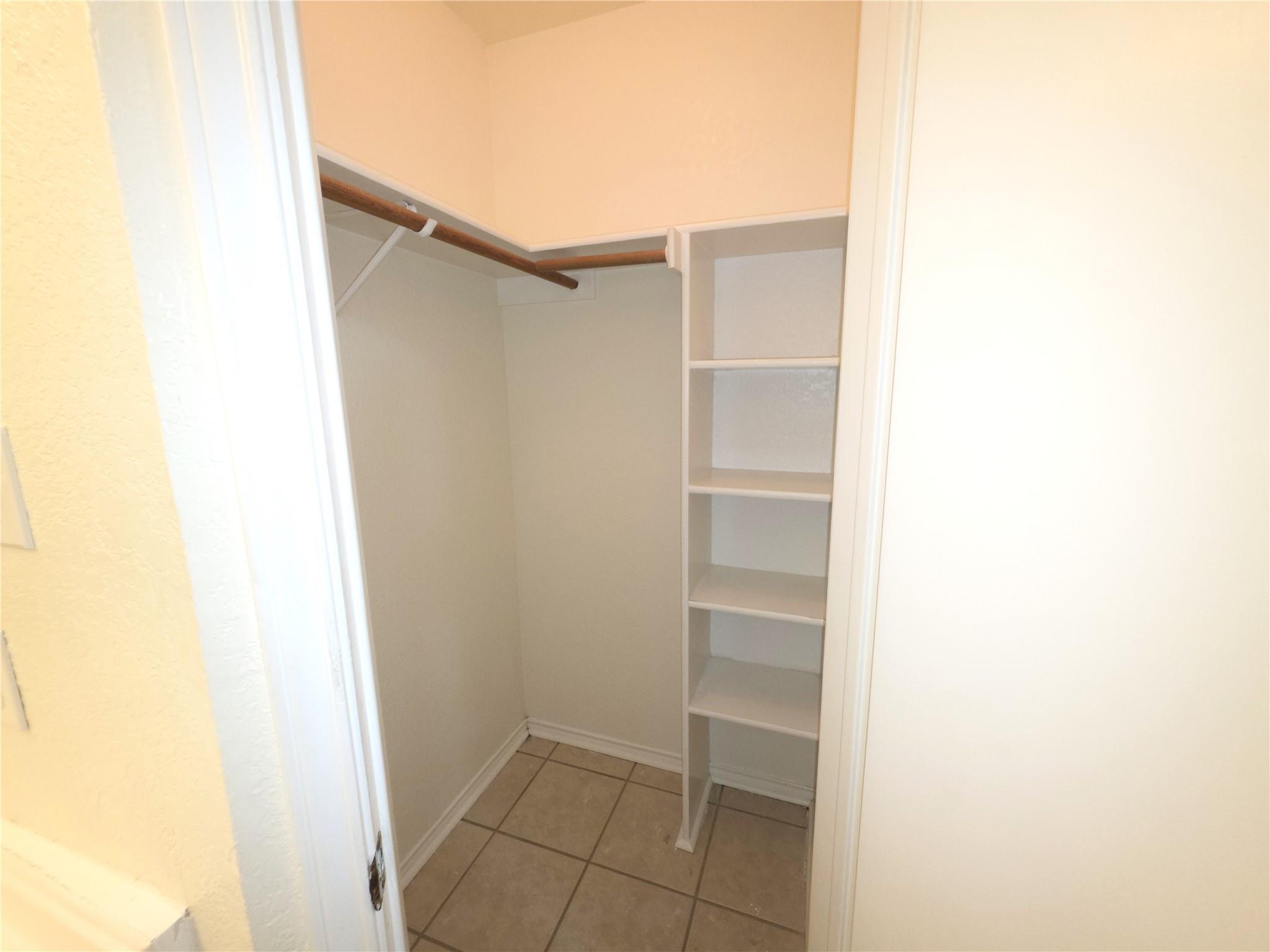 1600 Hollow Tree Blvd Property Photo 20