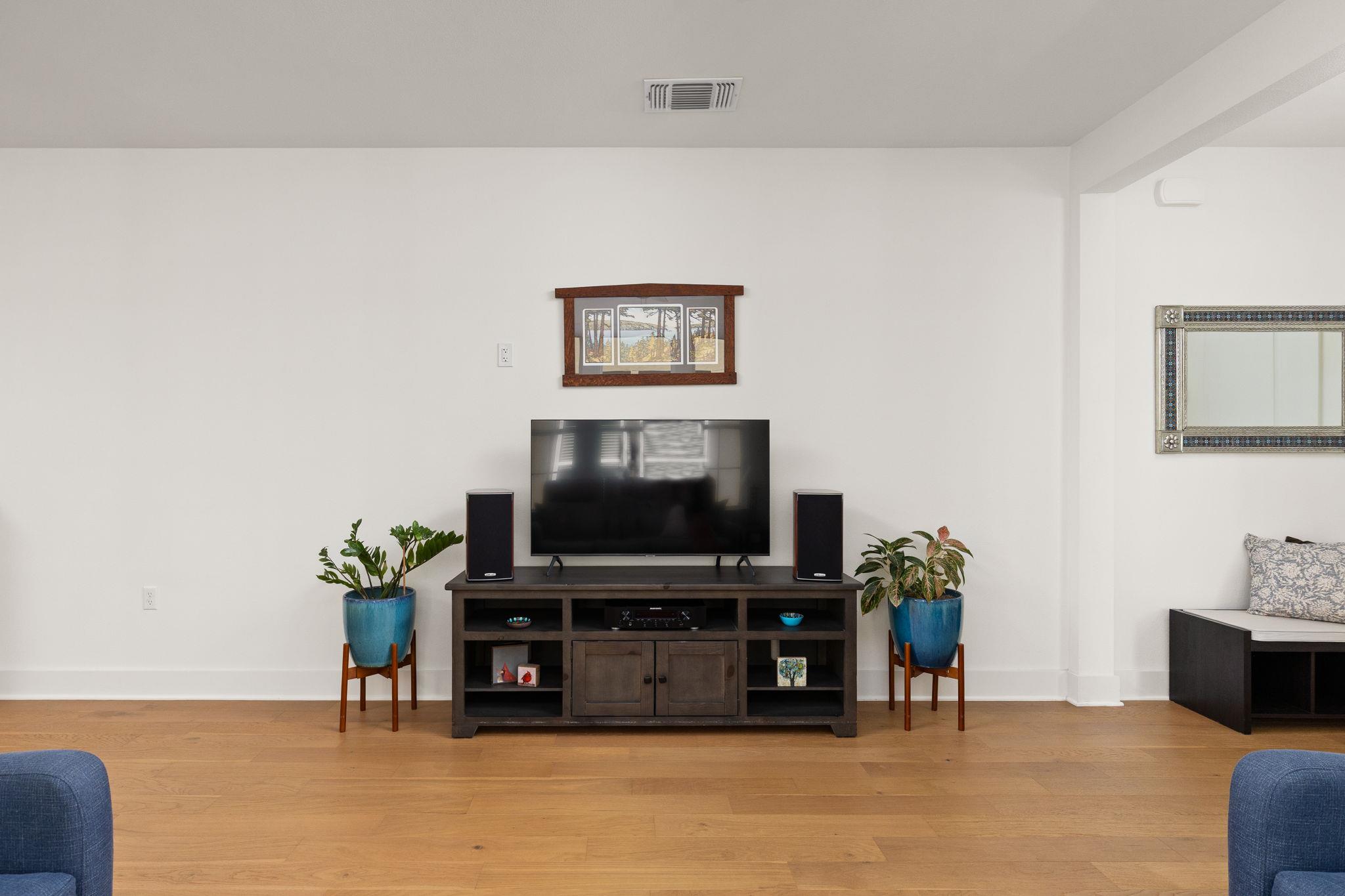 2509 Simond Ave #a1 Property Photo 6