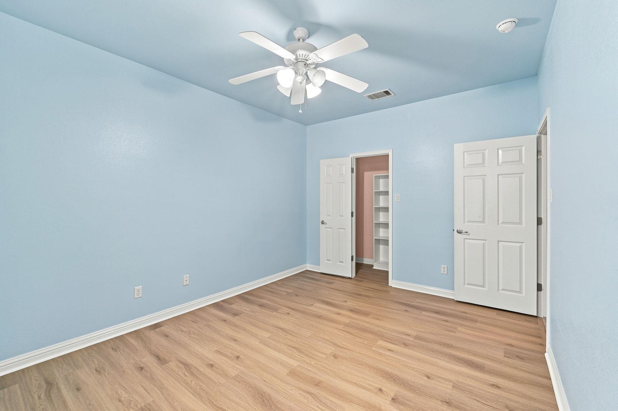 2909 Arbor Ct Property Photo 33