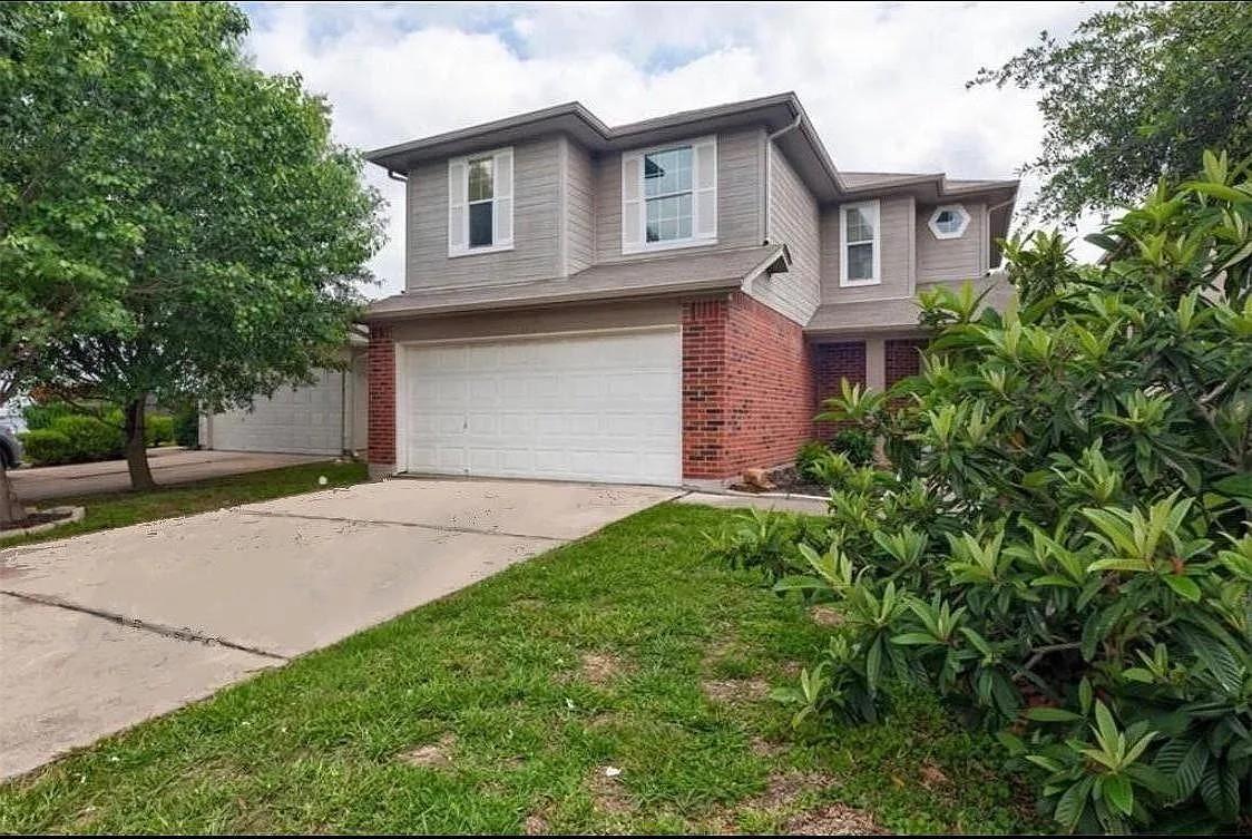 16712 Hamilton Point Cir Property Photo 1