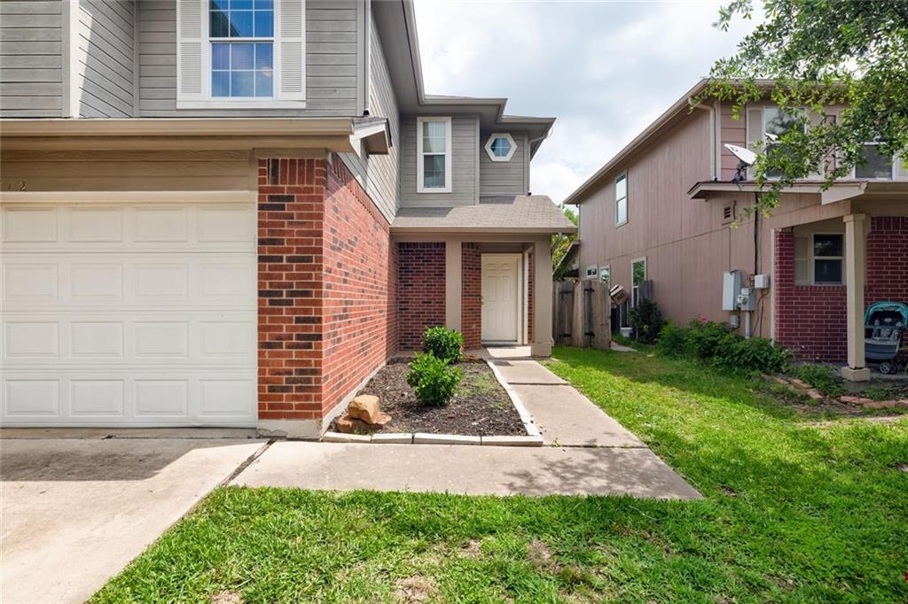 16712 Hamilton Point Cir Property Photo 2