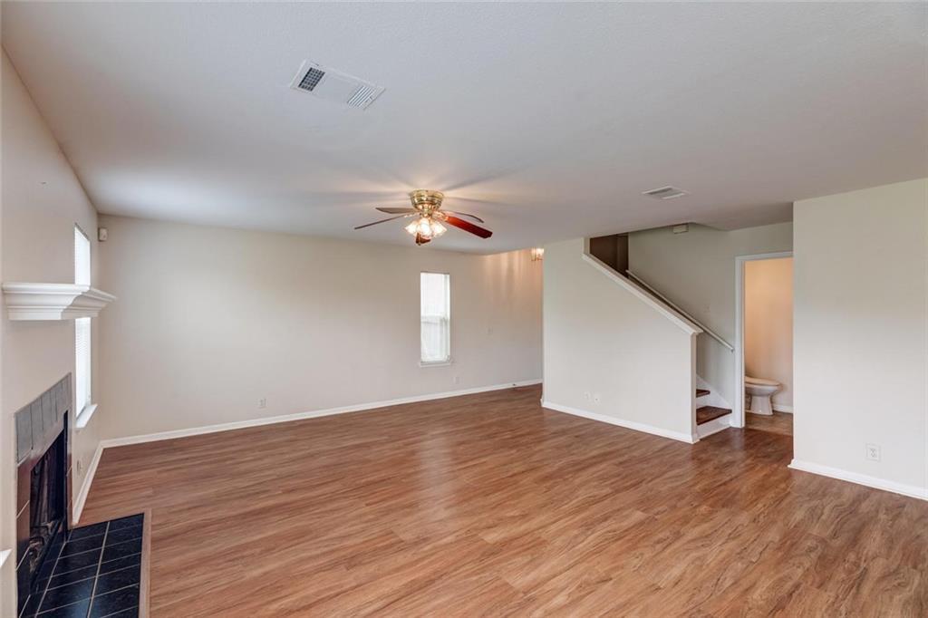 16712 Hamilton Point Cir Property Photo 5