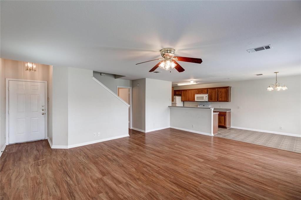 16712 Hamilton Point Cir Property Photo 6