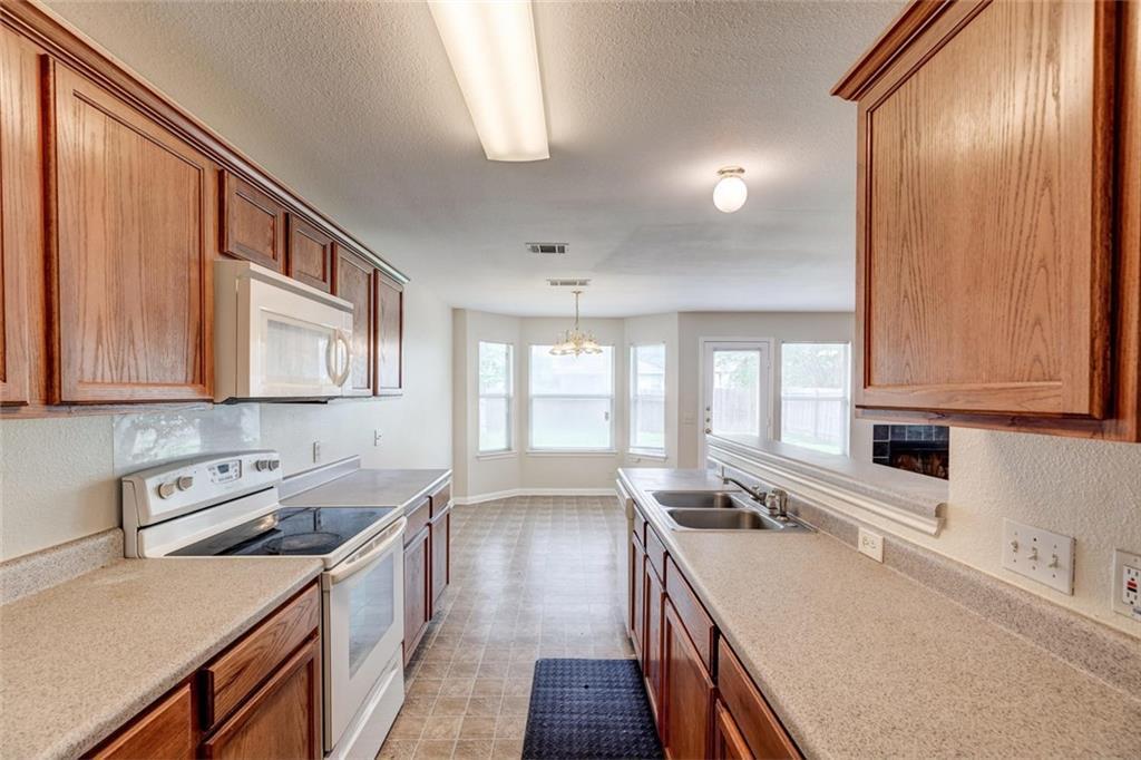 16712 Hamilton Point Cir Property Photo 15