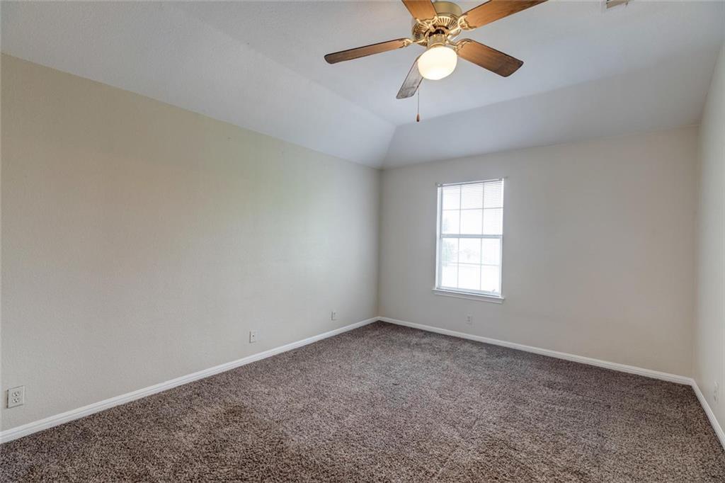 16712 Hamilton Point Cir Property Photo 27