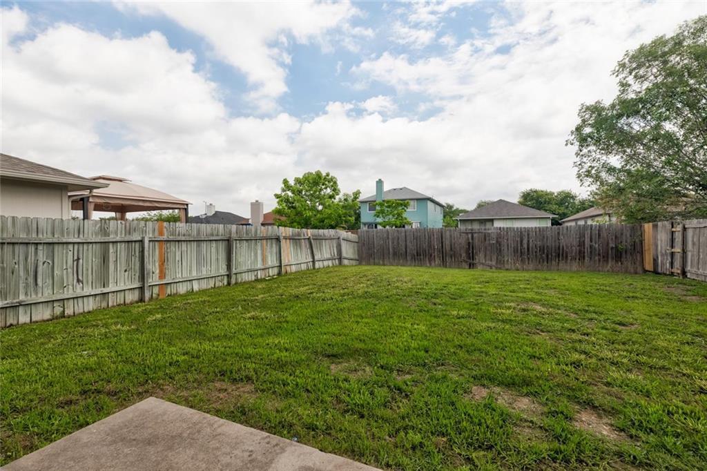 16712 Hamilton Point Cir Property Photo 34