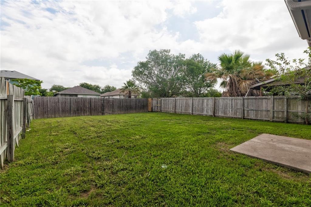 16712 Hamilton Point Cir Property Photo 35