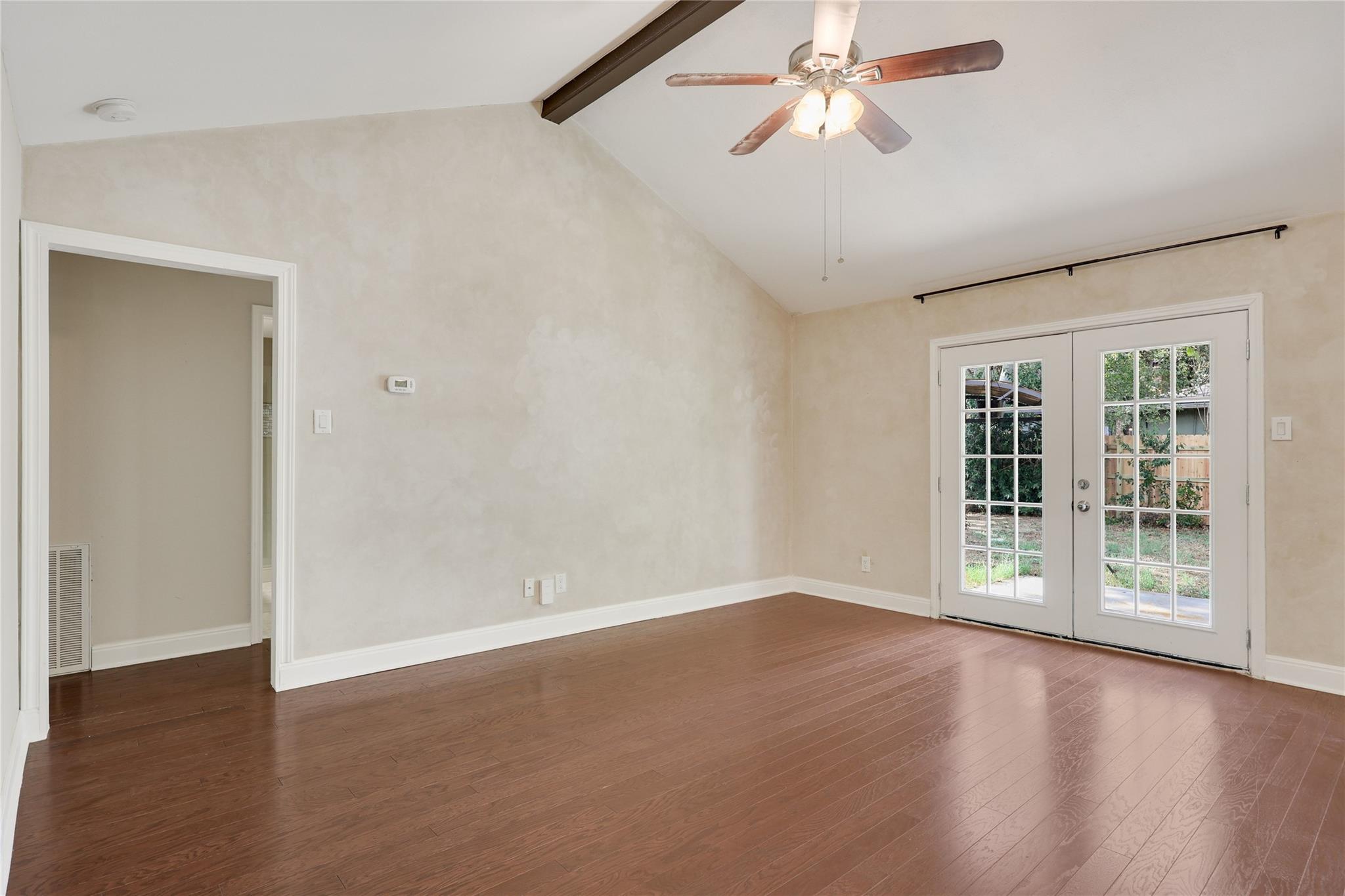 6232 Hillston Dr Property Photo 6