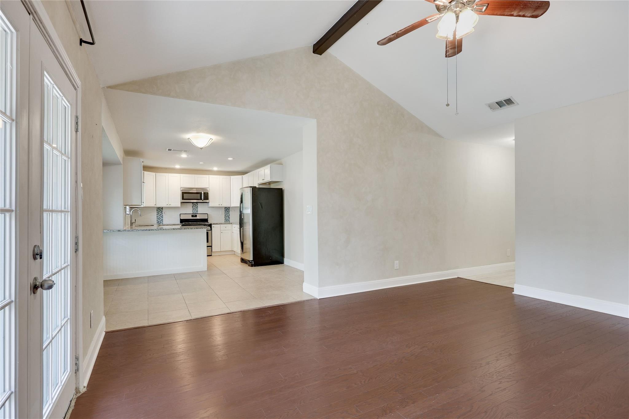 6232 Hillston Dr Property Photo 10