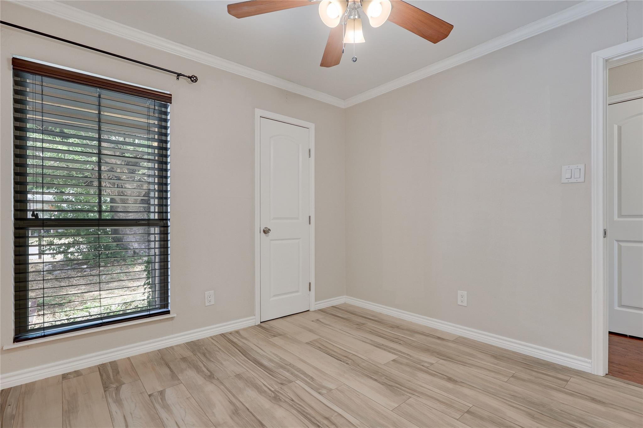 6232 Hillston Dr Property Photo 24