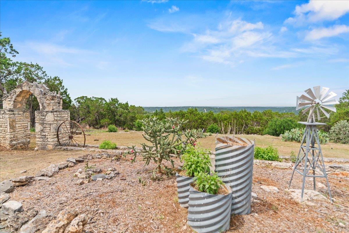 140 Summer Breeze Property Photo