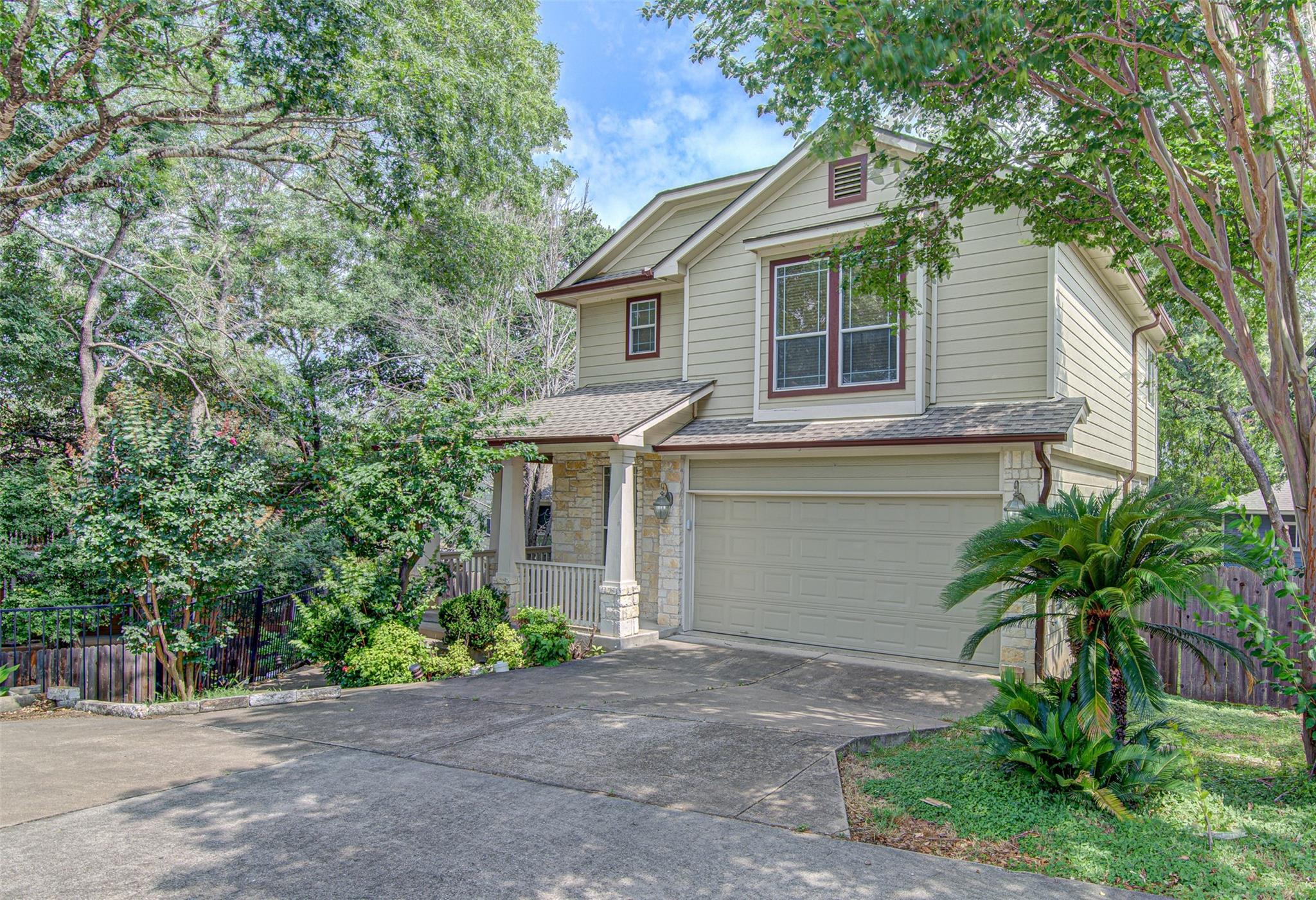 2202 Keepsake Dr Property Photo
